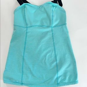 Aqua Lululemon yoga tank top adjustable black strap self bra size 6